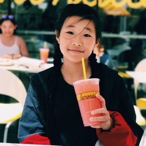 Meet your Posher, Joy